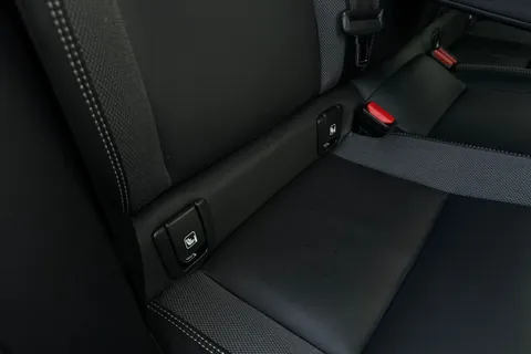 DP22SFY Volvo Xc60 2.0 B4D R DESIGN 5dr AWD Geartronic Thumbnail #48