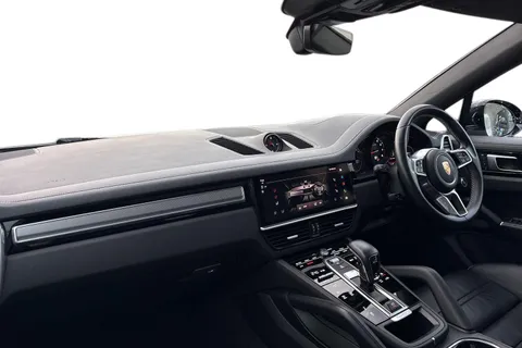 VX23RKO Porsche Cayenne 3.0T V6 Platinum Edition TiptronicS 4WD Euro 6 (s/s) 5dr Thumbnail #16