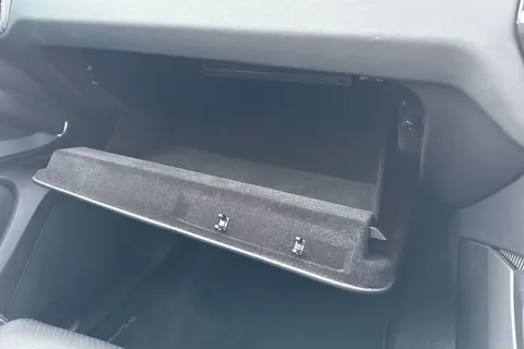 VX23RKO Porsche Cayenne 3.0T V6 Platinum Edition TiptronicS 4WD Euro 6 (s/s) 5dr Thumbnail #46