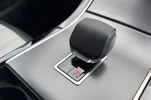 KM74FDK Land Rover Range Rover Evoque 2.0 D200 Dynamic HSE 5dr Auto Thumbnail #14