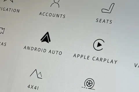 KM74FDK Land Rover Range Rover Evoque 2.0 D200 Dynamic HSE 5dr Auto Thumbnail #36