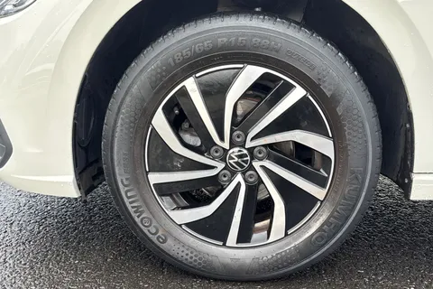 ML72DNX Volkswagen Polo 1.0 TSI Life 5dr Thumbnail #12