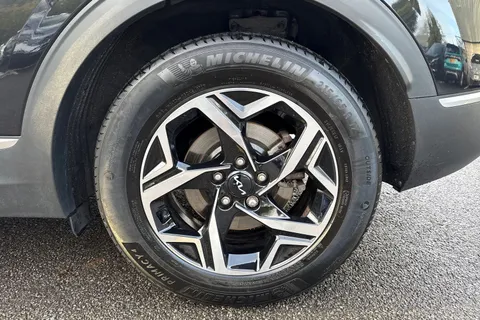 EJ73ZZS Kia Sportage 1.6T GDi ISG 2 5dr Thumbnail #23