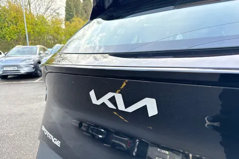 EJ73ZZS Kia Sportage 1.6T GDi ISG 2 5dr Thumbnail #25