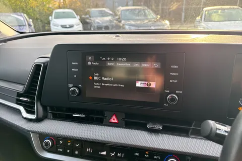 EJ73ZZS Kia Sportage 1.6T GDi ISG 2 5dr Thumbnail #33