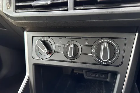 PK72OMH Volkswagen Taigo 1.0 TSI Life Euro 6 (s/s) 5dr Thumbnail #21