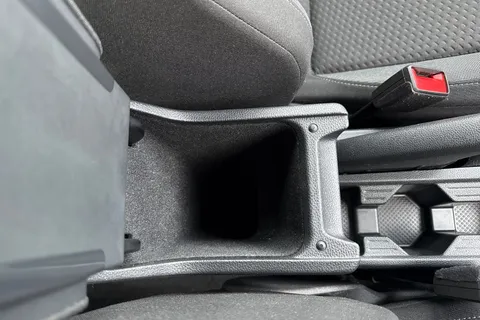 PK72OMH Volkswagen Taigo 1.0 TSI Life Euro 6 (s/s) 5dr Thumbnail #57