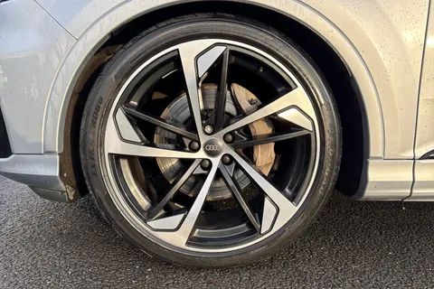 PK70XYX Audi Q7 50 TDI Quattro Black Edition 5dr Tiptronic Thumbnail #11