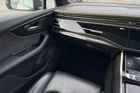 PK70XYX Audi Q7 50 TDI Quattro Black Edition 5dr Tiptronic Thumbnail #20