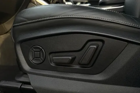 PK70XYX Audi Q7 50 TDI Quattro Black Edition 5dr Tiptronic Thumbnail #33