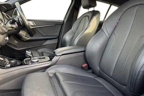 VK70ZTO BMW 1 Series 2.0 118d M Sport Auto Euro 6 (s/s) 5dr Thumbnail #16