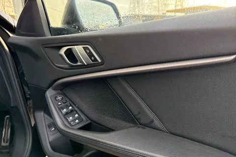 VK70ZTO BMW 1 Series 2.0 118d M Sport Auto Euro 6 (s/s) 5dr Thumbnail #21