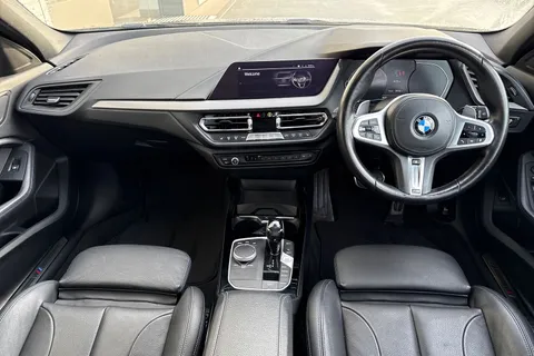 VK70ZTO BMW 1 Series 2.0 118d M Sport Auto Euro 6 (s/s) 5dr Thumbnail #25