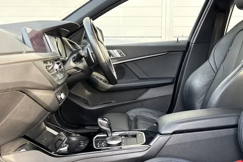 VK70ZTO BMW 1 Series 2.0 118d M Sport Auto Euro 6 (s/s) 5dr Thumbnail #36