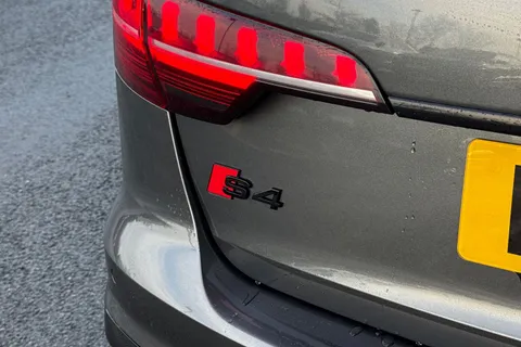 WR22ZSK Audi S4 Avant Black Edition TDI 341 PS tiptronic Thumbnail #27