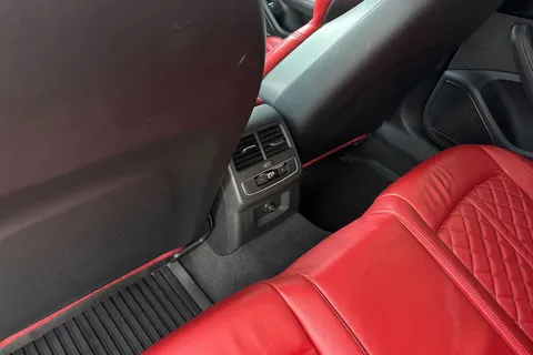 WR22ZSK Audi S4 Avant Black Edition TDI 341 PS tiptronic Thumbnail #45