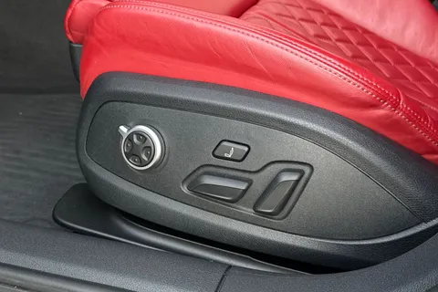 WR22ZSK Audi S4 Avant Black Edition TDI 341 PS tiptronic Thumbnail #46