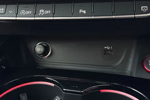 WR22ZSK Audi S4 Avant Black Edition TDI 341 PS tiptronic Thumbnail #49