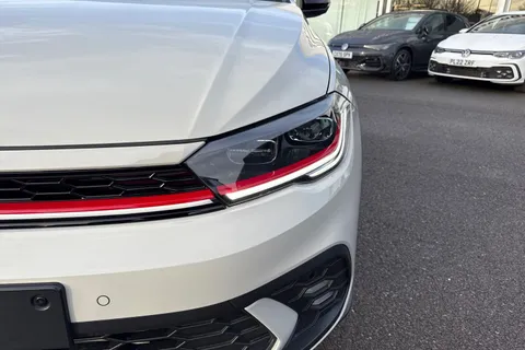 Volkswagen Polo 2.0 TSI GTI DSG Euro 6 (s/s) 5dr Thumbnail #25