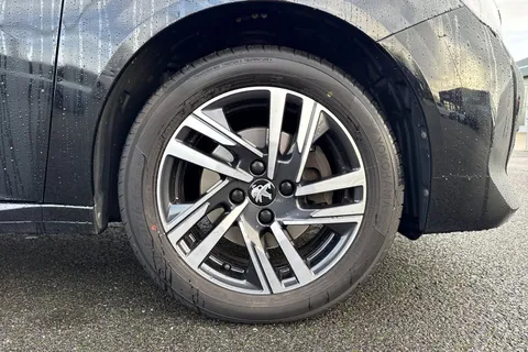 OW22GWE PEUGEOT 208 1.5 BlueHDi Allure Premium + Euro 6 (s/s) 5dr Thumbnail #6