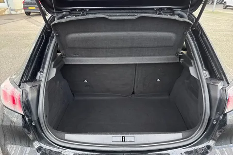 OW22GWE PEUGEOT 208 1.5 BlueHDi Allure Premium + Euro 6 (s/s) 5dr Thumbnail #9