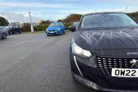 OW22GWE PEUGEOT 208 1.5 BlueHDi Allure Premium + Euro 6 (s/s) 5dr Thumbnail #24