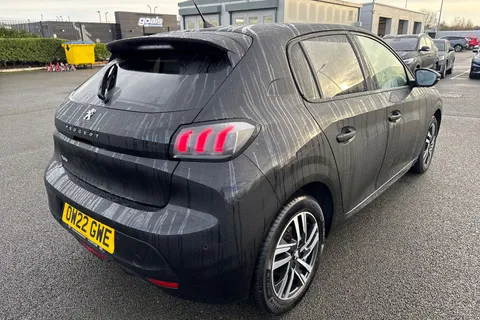 OW22GWE PEUGEOT 208 1.5 BlueHDi Allure Premium + Euro 6 (s/s) 5dr Thumbnail #32