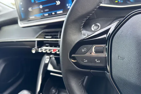 OW22GWE PEUGEOT 208 1.5 BlueHDi Allure Premium + Euro 6 (s/s) 5dr Thumbnail #37