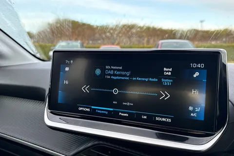 OW22GWE PEUGEOT 208 1.5 BlueHDi Allure Premium + Euro 6 (s/s) 5dr Thumbnail #43