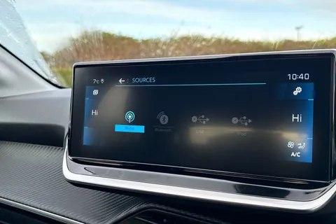 OW22GWE PEUGEOT 208 1.5 BlueHDi Allure Premium + Euro 6 (s/s) 5dr Thumbnail #47