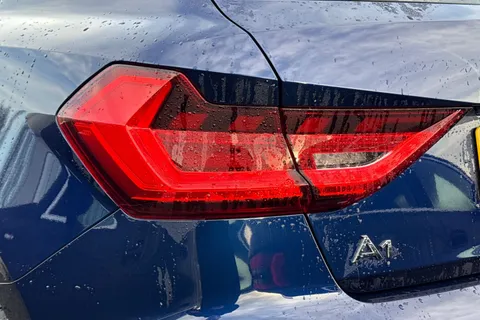 PJ73WHG Audi A1 Sport 25 TFSI 95 PS 5-speed Thumbnail #7