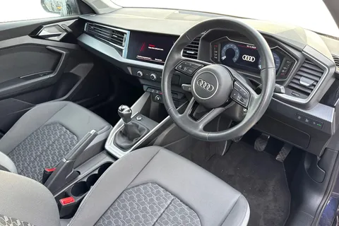 PJ73WHG Audi A1 Sport 25 TFSI 95 PS 5-speed Thumbnail #13