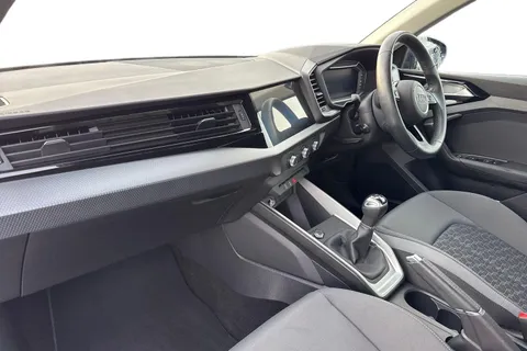 PJ73WHG Audi A1 Sport 25 TFSI 95 PS 5-speed Thumbnail #14