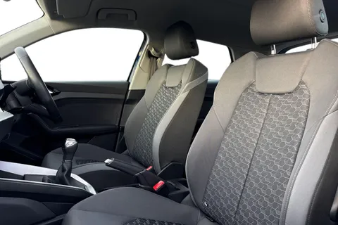 PJ73WHG Audi A1 Sport 25 TFSI 95 PS 5-speed Thumbnail #15