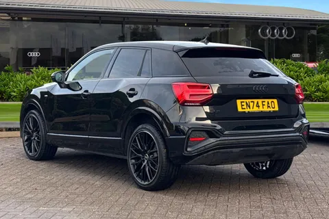 EN74FAO Audi Q2 Black Edition 35 TFSI 150 PS S tronic Thumbnail #3