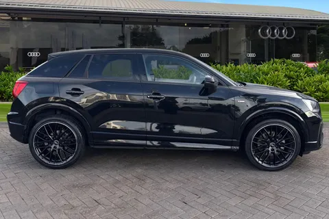 EN74FAO Audi Q2 Black Edition 35 TFSI 150 PS S tronic Thumbnail #4