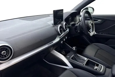 EN74FAO Audi Q2 Black Edition 35 TFSI 150 PS S tronic Thumbnail #15