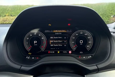 EN74FAO Audi Q2 Black Edition 35 TFSI 150 PS S tronic Thumbnail #43