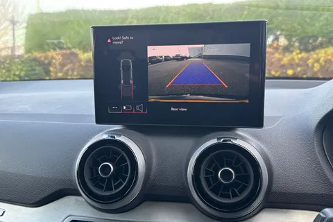 EN74FAO Audi Q2 Black Edition 35 TFSI 150 PS S tronic Thumbnail #47