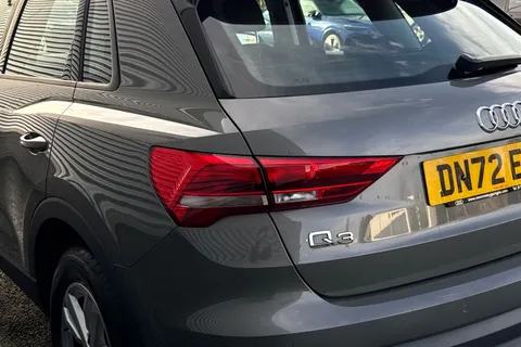 DN72EDV Audi Q3 Technik 35 TFSI 150 PS S tronic Thumbnail #8