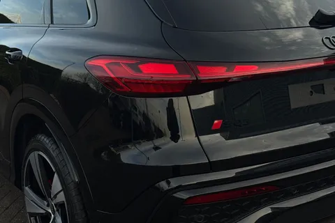  Audi SQ5 3.0 TFSI S Edition 1 S Tronic quattro Euro 6 (s/s) 5dr Thumbnail #8