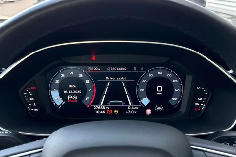 DN72EDV Audi Q3 Technik 35 TFSI 150 PS S tronic Thumbnail #35
