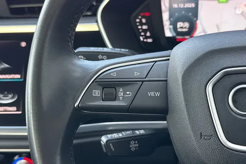 DN72EDV Audi Q3 Technik 35 TFSI 150 PS S tronic Thumbnail #38