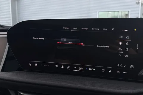  Audi SQ5 3.0 TFSI S Edition 1 S Tronic quattro Euro 6 (s/s) 5dr Thumbnail #37