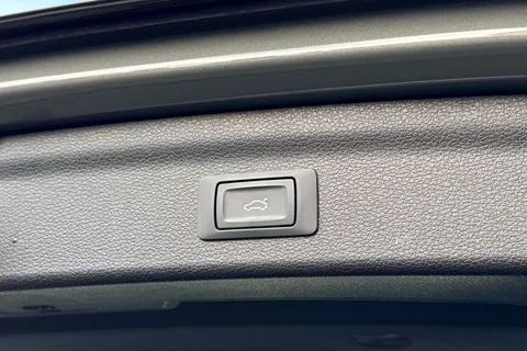 DN72EDV Audi Q3 Technik 35 TFSI 150 PS S tronic Thumbnail #49