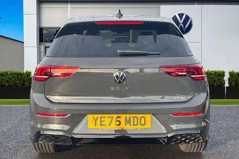 YE75MDO Volkswagen Golf 1.5 eTSI 150 R-Line 5dr DSG **PAN ROOF, WINTER PK, 18' LEEDS ALLOYS** Thumbnail #4