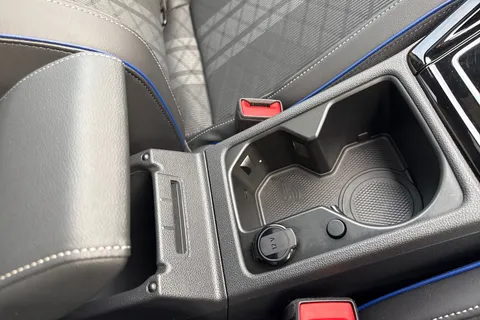 YE75MDO Volkswagen Golf 1.5 eTSI 150 R-Line 5dr DSG **PAN ROOF, WINTER PK, 18' LEEDS ALLOYS** Thumbnail #35