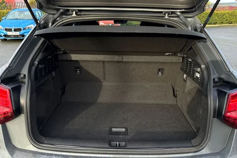 GF18UKL Audi Q2 1.4 TFSI CoD S line Euro 6 (s/s) 5dr Thumbnail #7