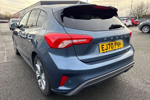 EJ70PVF Ford Focus 1.0T EcoBoost ST-Line Auto Euro 6 (s/s) 5dr Thumbnail #15