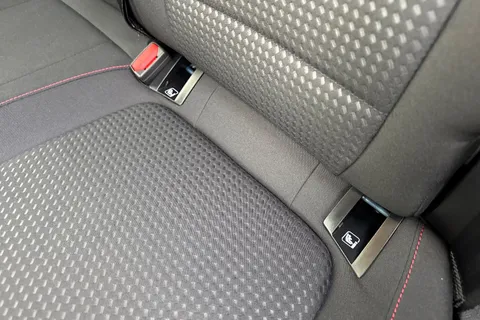 EJ70PVF Ford Focus 1.0T EcoBoost ST-Line Auto Euro 6 (s/s) 5dr Thumbnail #34